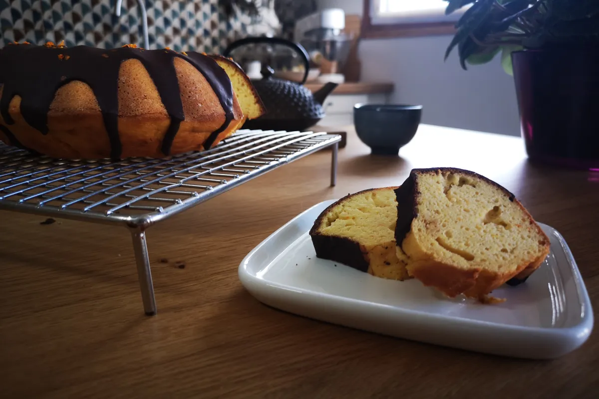 Bizcocho naranja sin gluten sin lactosa esponjoso cobertura chocolate 85% harina arroz bajo carbohidratos eritritol